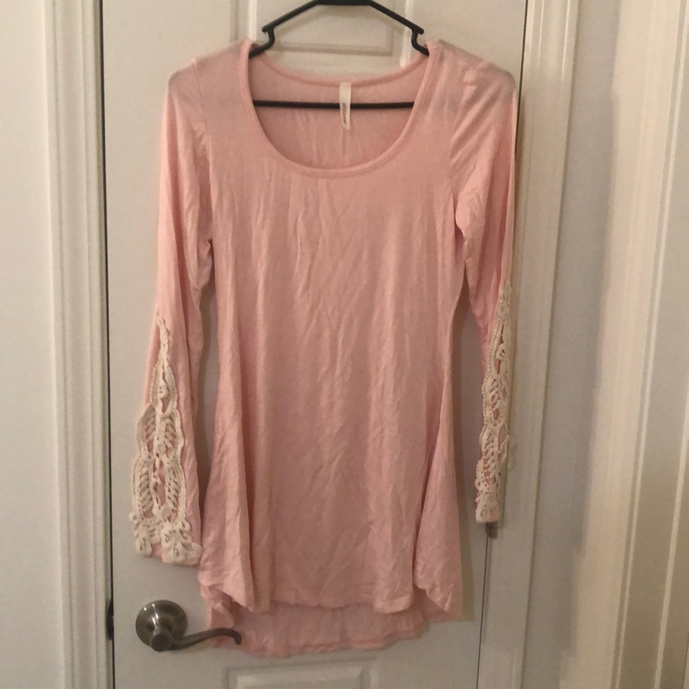 Long sleeve top with lace on sleeves
